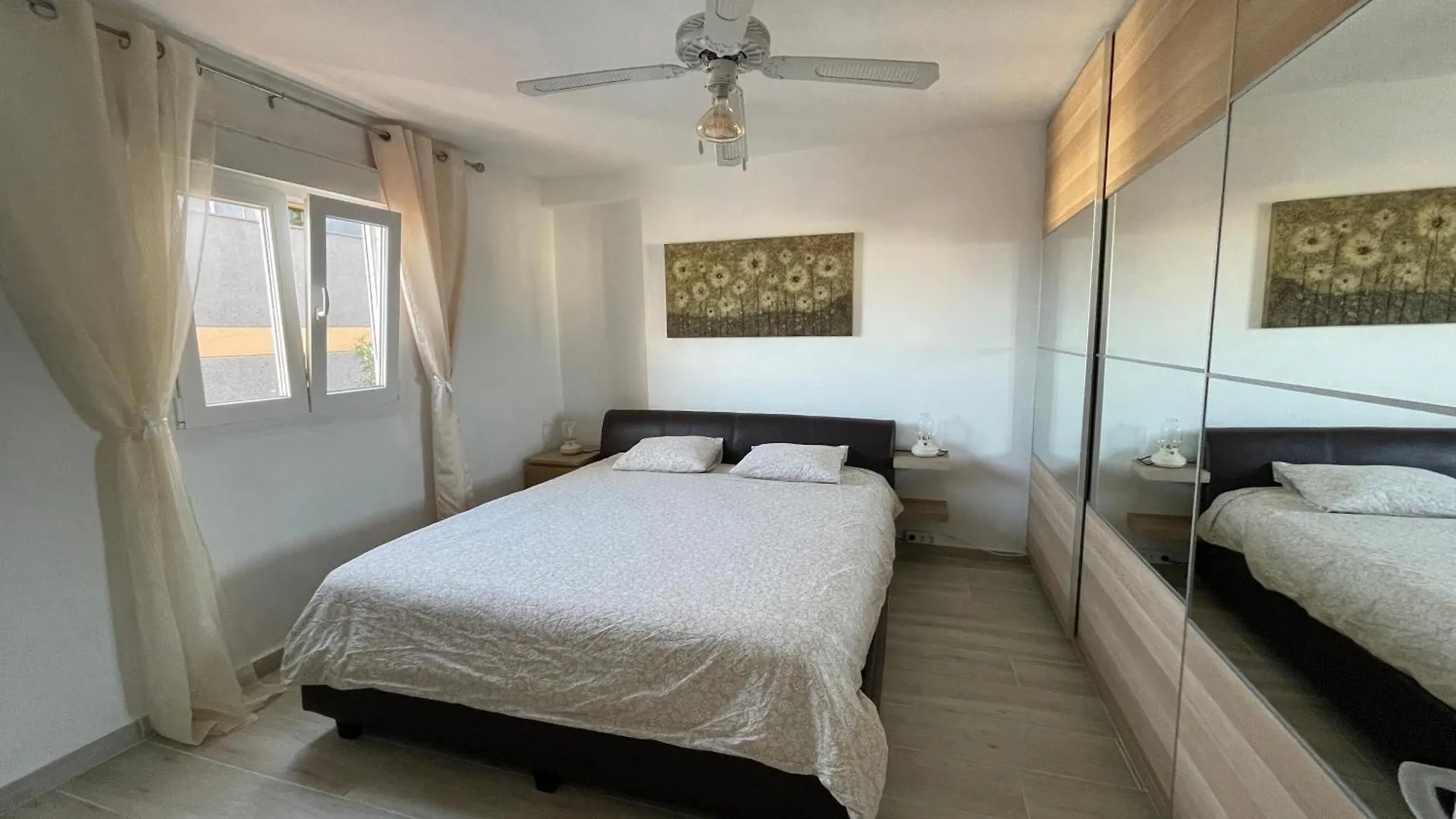 Holiday home Casa Brisa Del Mar Villa La Jaca Spain